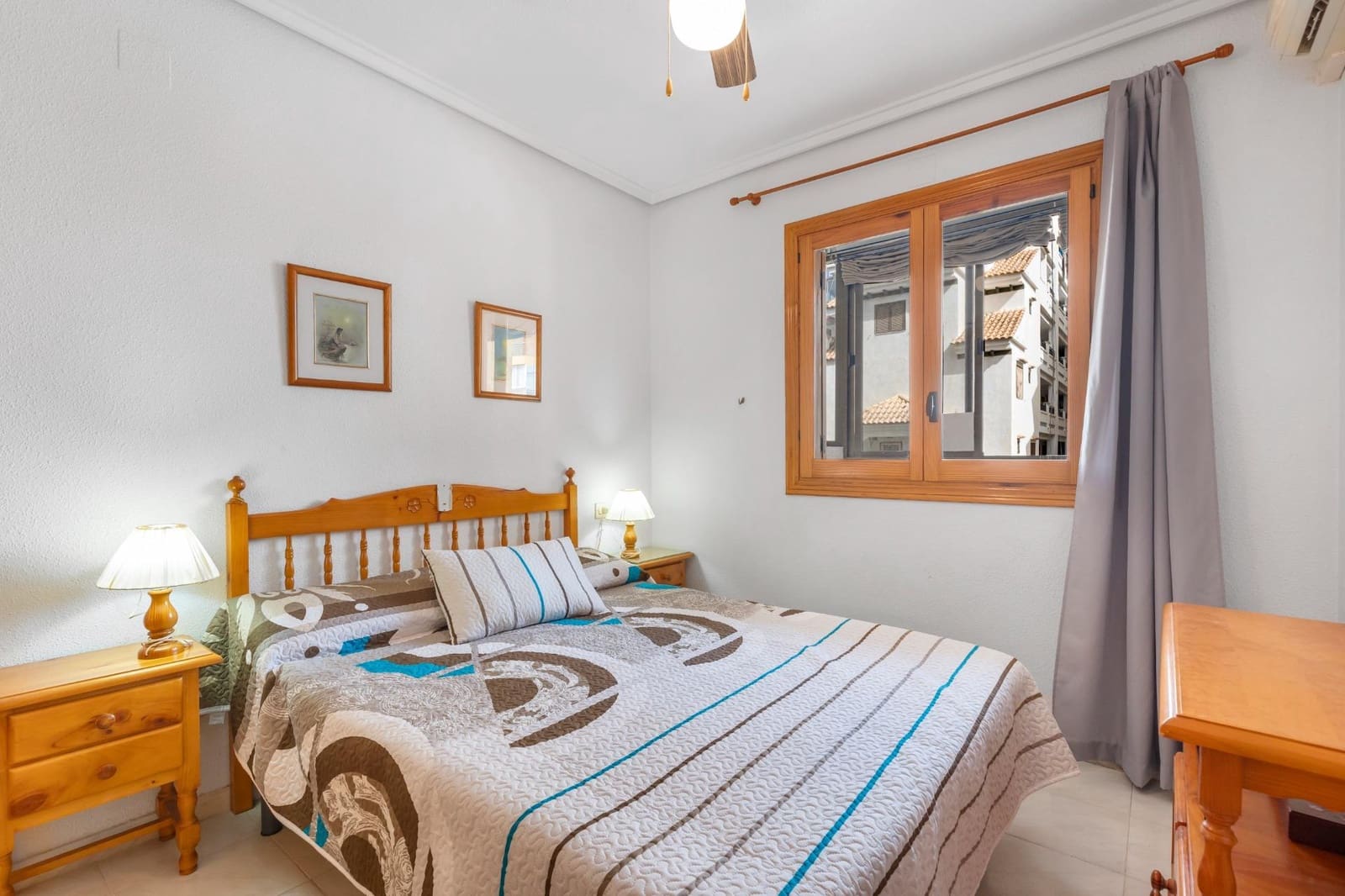 1 soverom Leilighet til salgs i Torrevieja med svømmebasseng garasje - € 169 900 (Ref: 9825609)