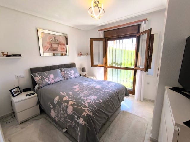 2 slaapkamer Bungalow te koop in Algorfa met zwembad garage - € 249.950 (Ref: 9828883)