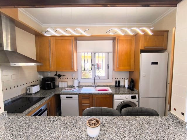 2 slaapkamer Bungalow te koop in Algorfa met zwembad garage - € 249.950 (Ref: 9828883)