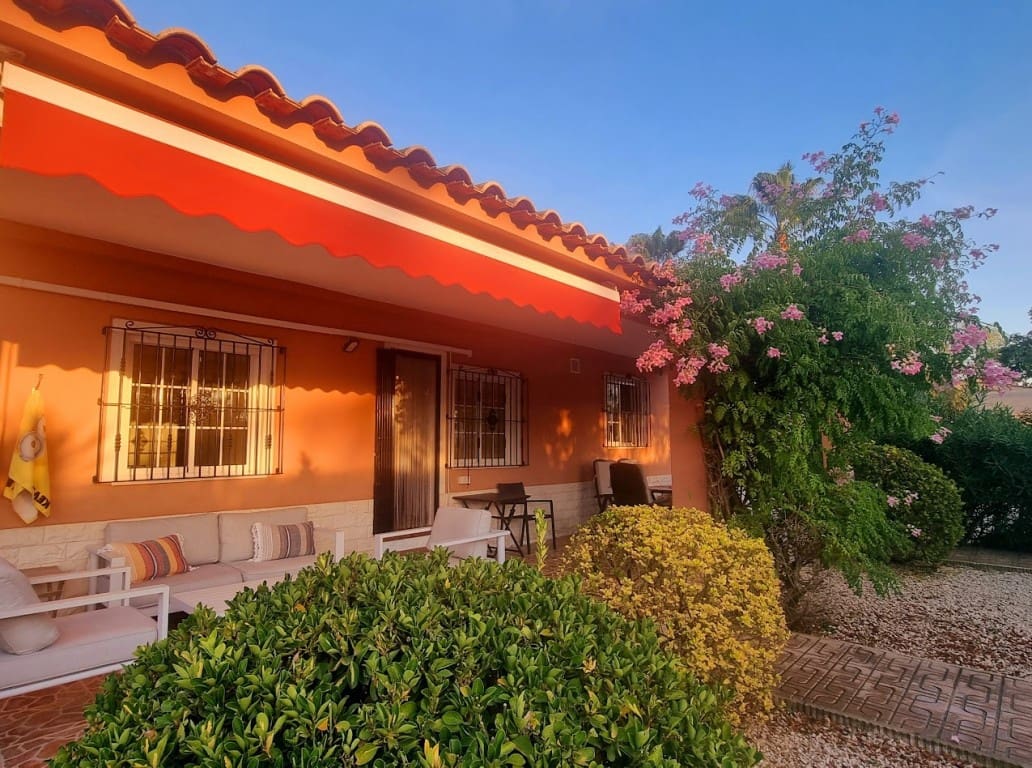 3 sypialnia Willa na sprzedaż w Elche / Elx z basenem - 315 000 € (Ref: 9834040)