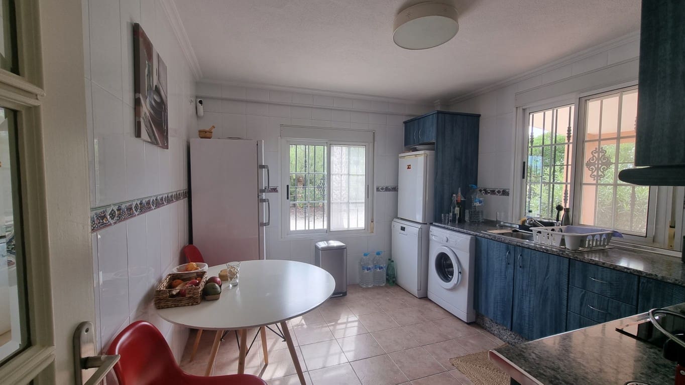 3 sypialnia Willa na sprzedaż w Elche / Elx z basenem - 315 000 € (Ref: 9834040)