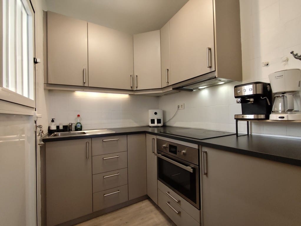 2 soverom Leilighet til salgs i Torrevieja med svømmebasseng - € 165 000 (Ref: 9838264)