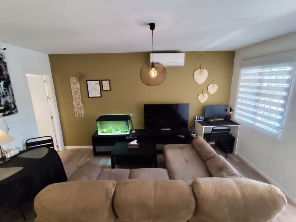 2 soverom Leilighet til salgs i Torrevieja med svømmebasseng - € 165 000 (Ref: 9838265)