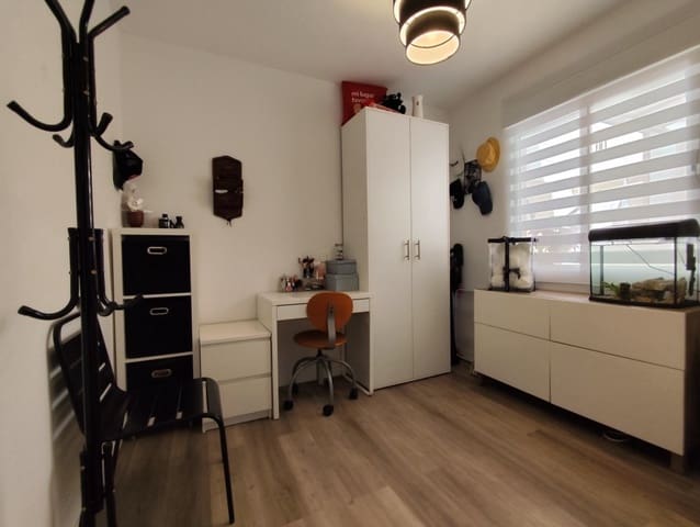 2 soverom Leilighet til salgs i Torreblanca, Torrevieja med svømmebasseng - € 165 000 (Ref: 9838265)