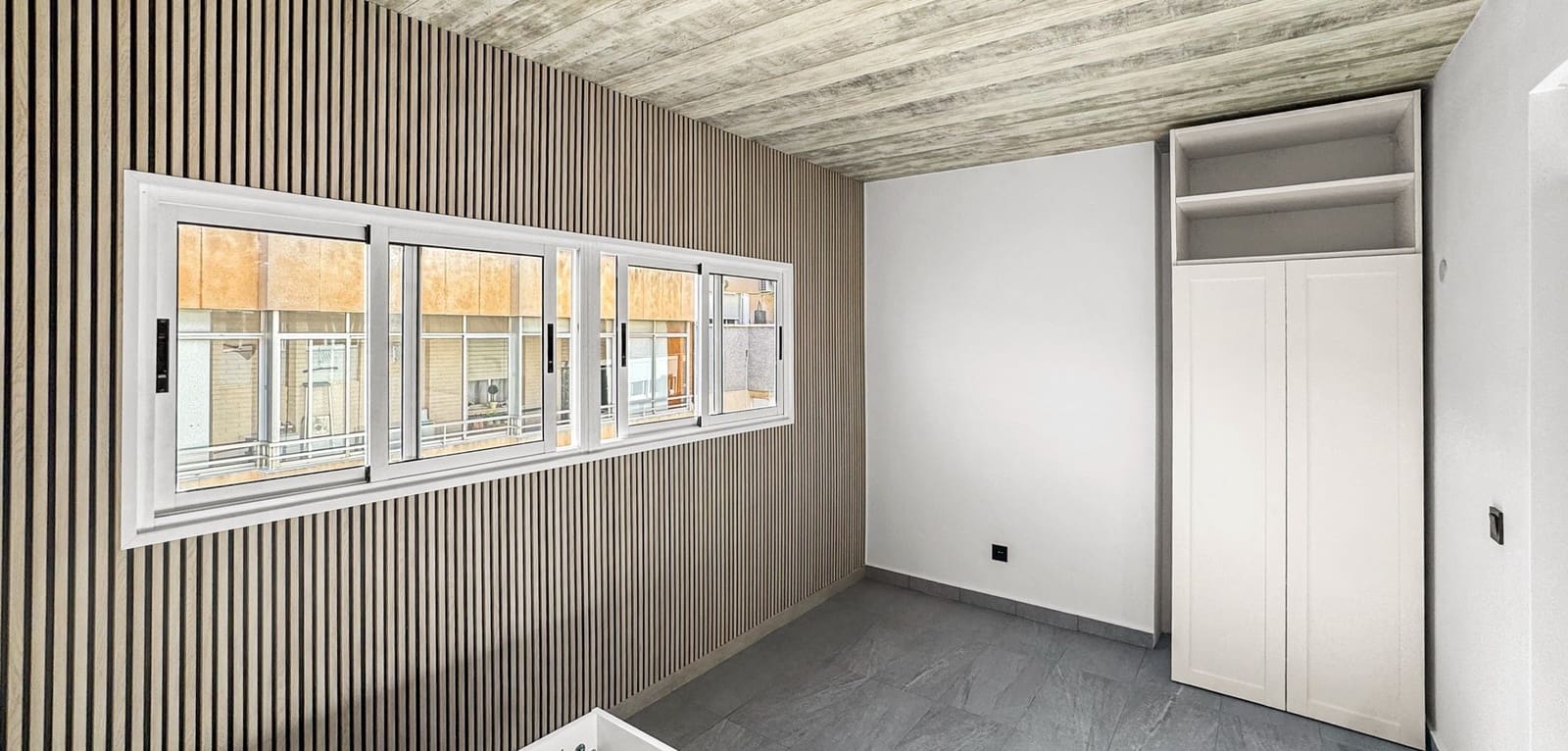 2 soverom Leilighet til salgs i Torrevieja - € 140 000 (Ref: 9840923)