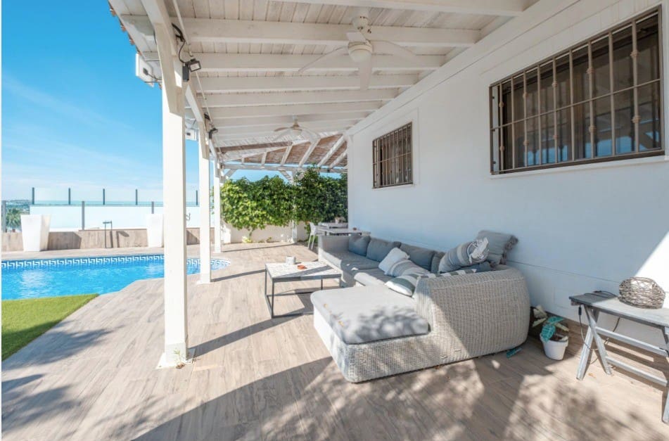 3 Zimmer Villa zu verkaufen in San Fulgencio mit Pool Garage - 495.000 € (Ref: 9857690)