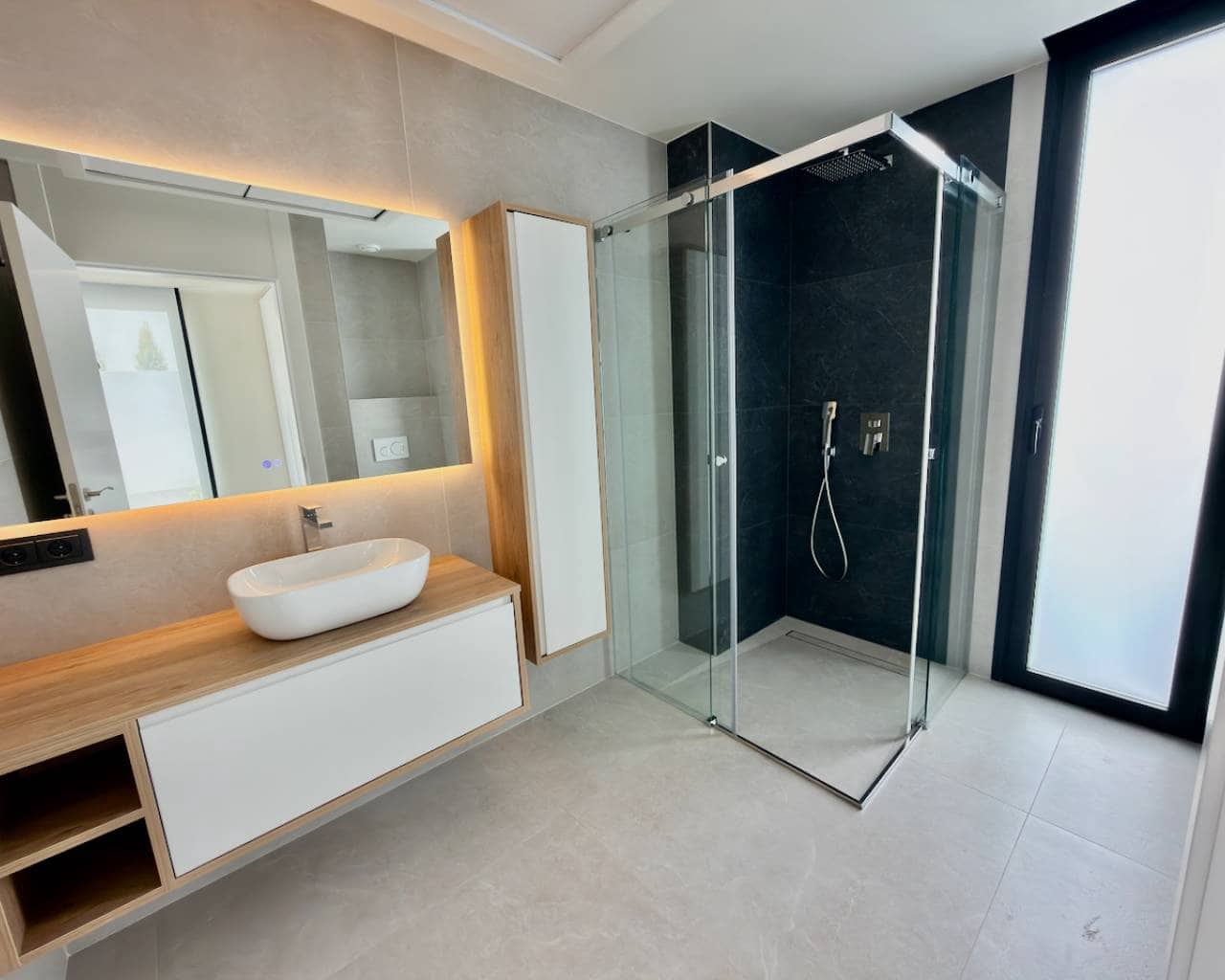 4 sovrum Villa till salu i Ciudad Quesada med pool garage - 1 150 000 € (Ref: 9857719)