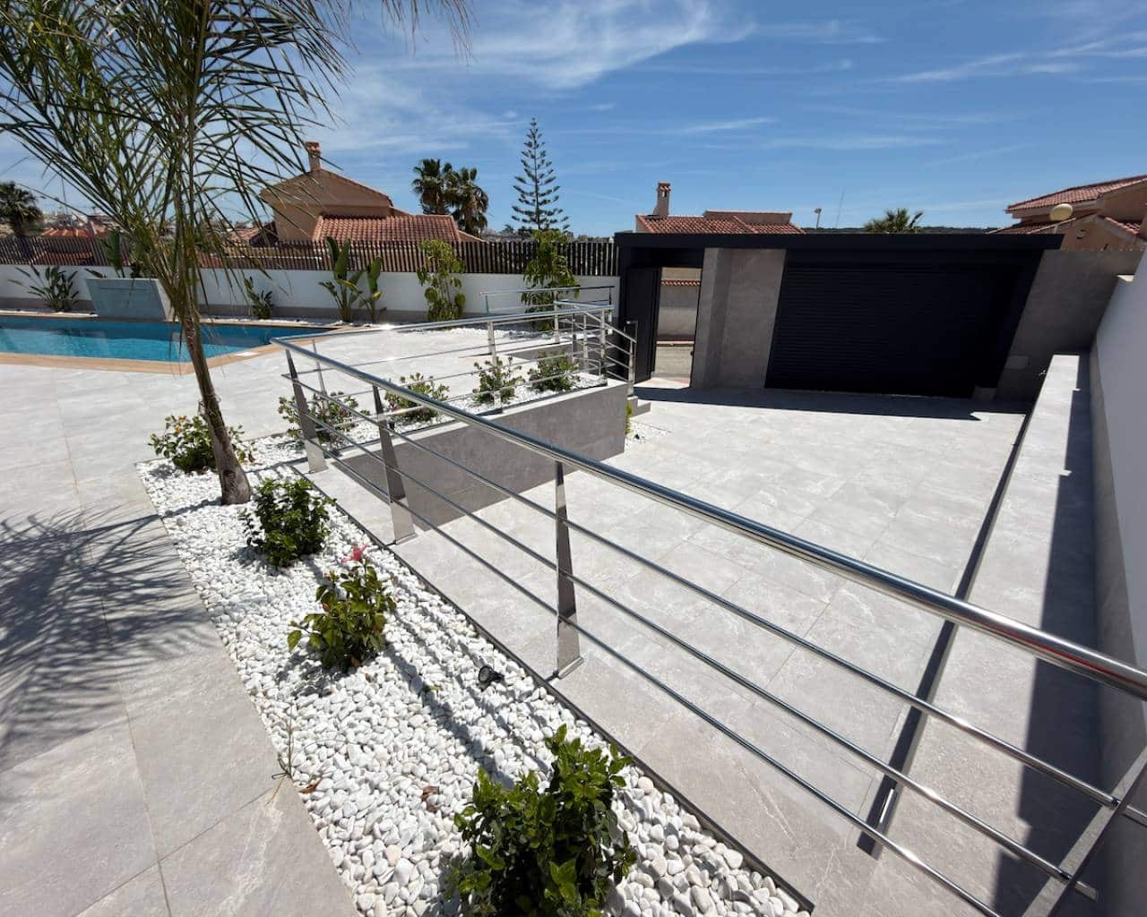 4 sovrum Villa till salu i Ciudad Quesada med pool garage - 1 150 000 € (Ref: 9857719)