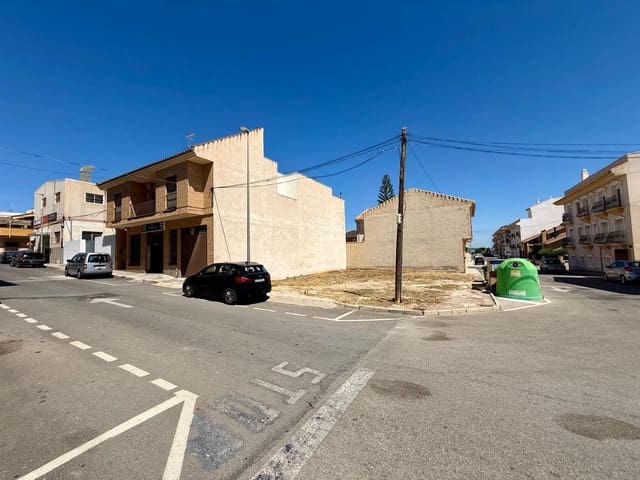 Terrain à Bâtir à vendre à San Miguel de Salinas - 175 000 € (Ref: 9860098)
