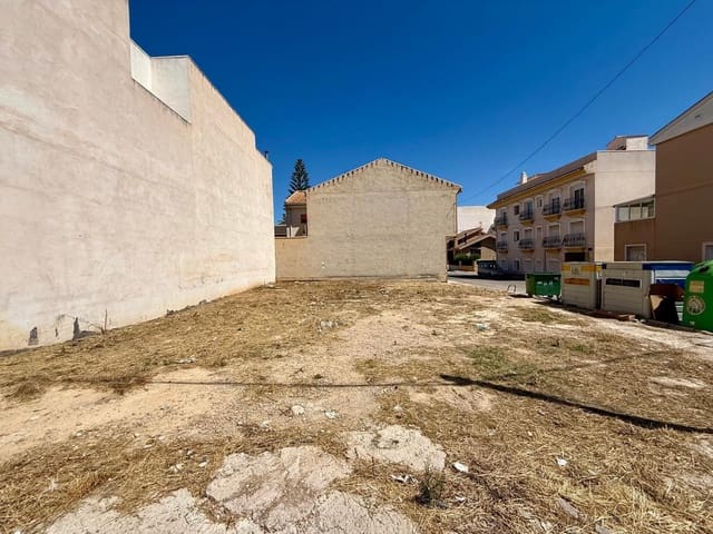 Terrain à Bâtir à vendre à San Miguel de Salinas - 175 000 € (Ref: 9860098)