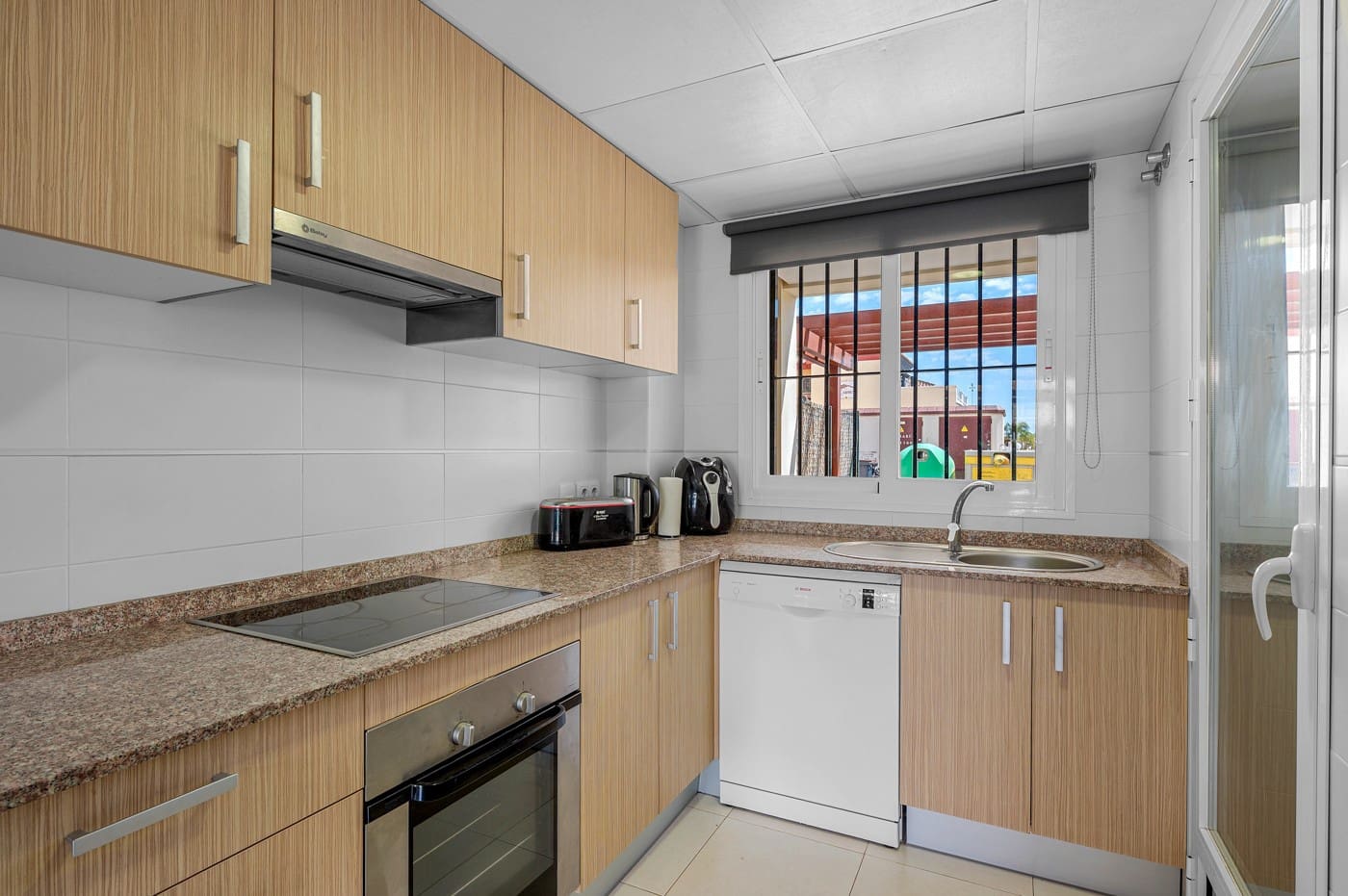3 slaapkamer Huis te koop in Ciudad Quesada met zwembad garage - € 249.950 (Ref: 9861343)