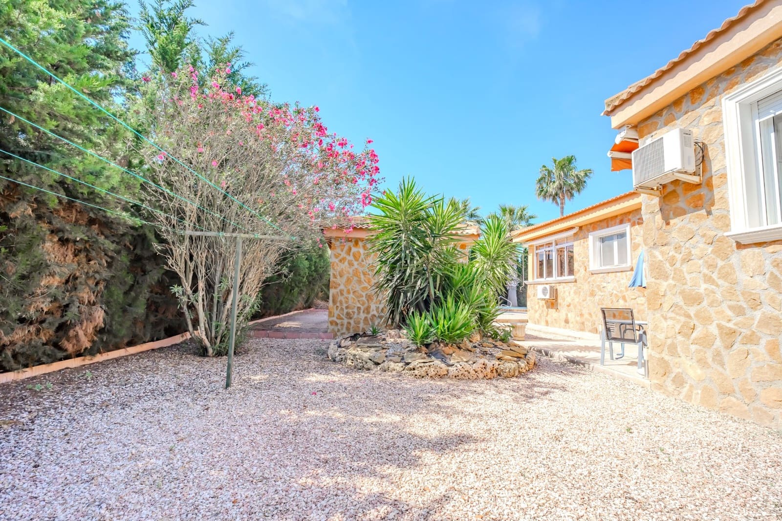 5 slaapkamer Finca/Landhuis te koop in Rojales met zwembad garage - € 650.000 (Ref: 9861345)