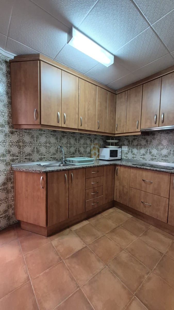 3 Zimmer Apartment zu verkaufen in Torrevieja mit Pool Garage - 214.000 € (Ref: 9862260)