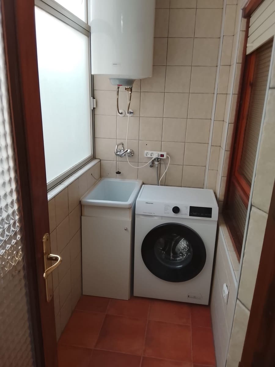 3 Zimmer Apartment zu verkaufen in Torrevieja mit Pool Garage - 214.000 € (Ref: 9862260)