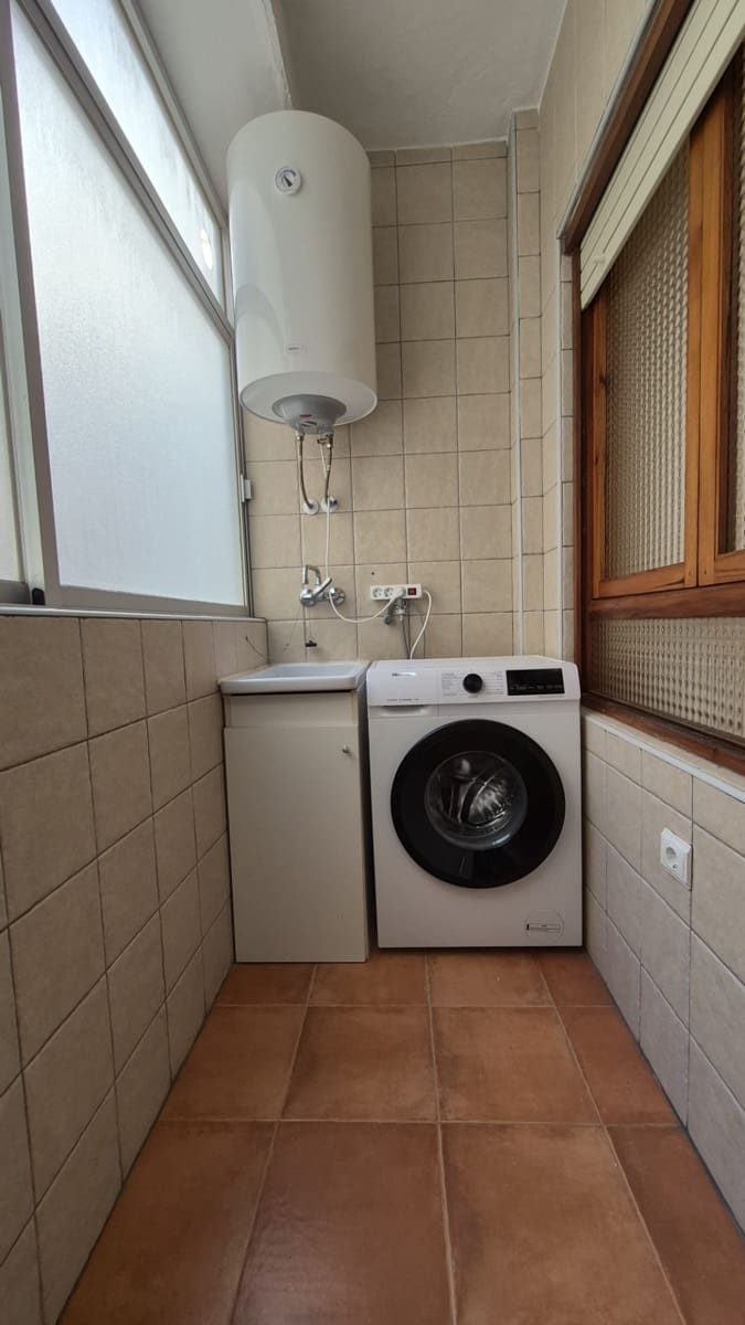 3 Zimmer Apartment zu verkaufen in Torrevieja mit Pool Garage - 214.000 € (Ref: 9862260)