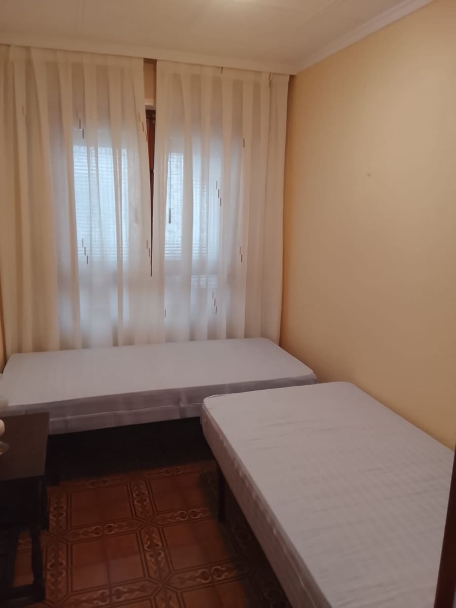3 Zimmer Apartment zu verkaufen in Torrevieja mit Pool Garage - 214.000 € (Ref: 9862260)