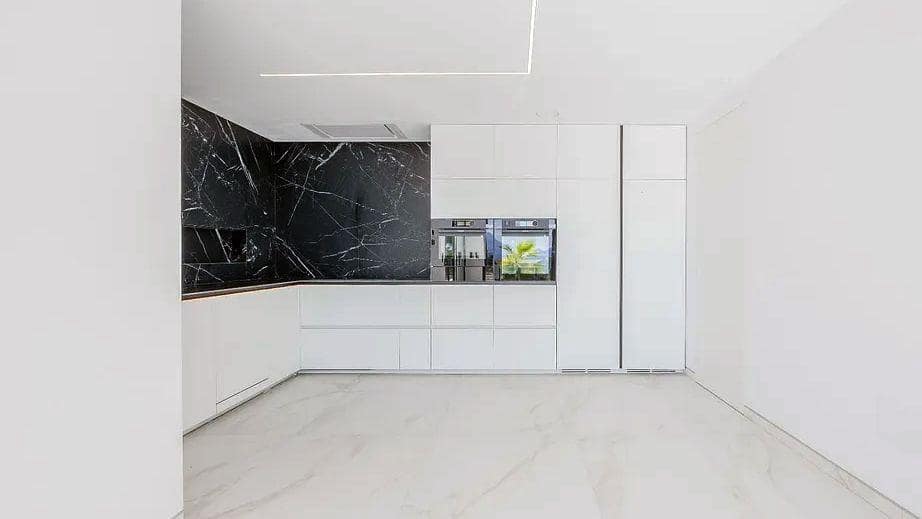 4 soveværelse Villa til salg i Altea med swimmingpool garage - € 2.200.000 (Ref: 9862274)