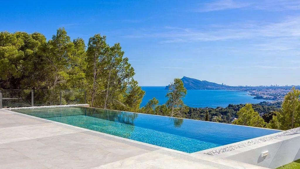 4 soveværelse Villa til salg i Altea med swimmingpool garage - € 2.200.000 (Ref: 9862274)