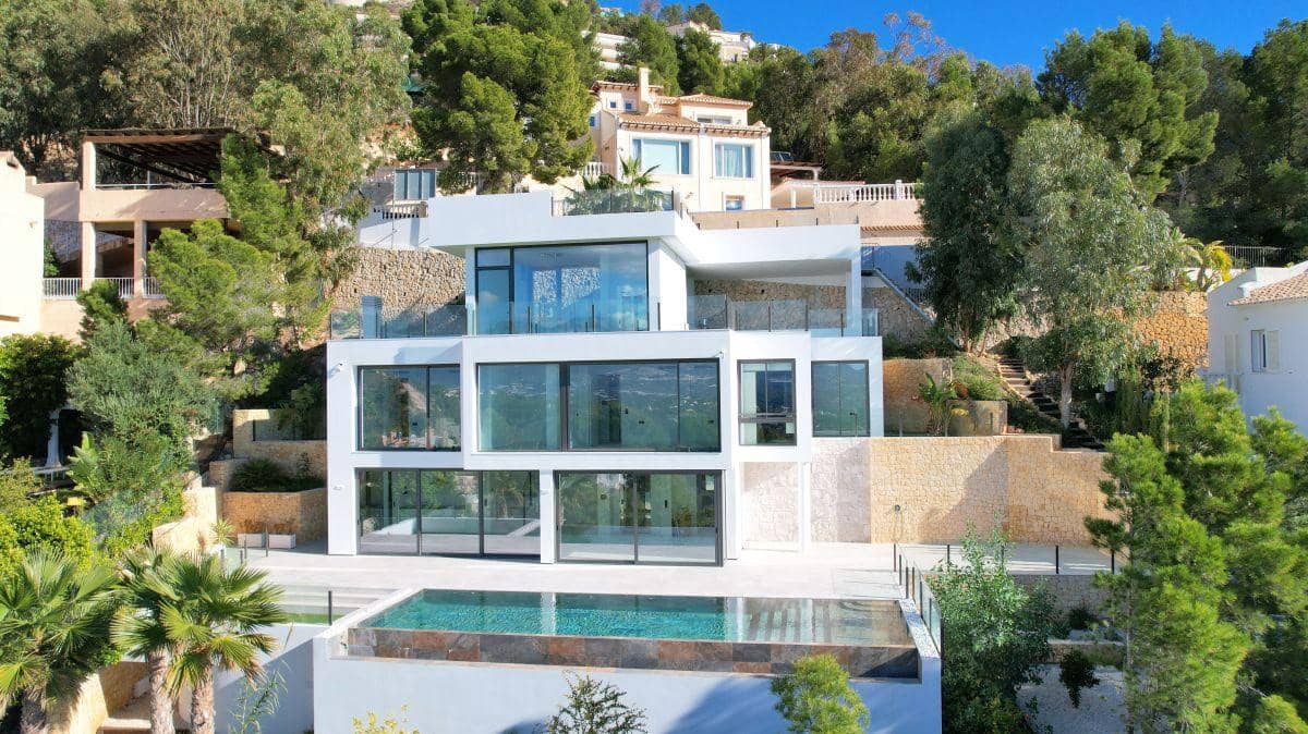4 soveværelse Villa til salg i Altea med swimmingpool garage - € 2.200.000 (Ref: 9862274)