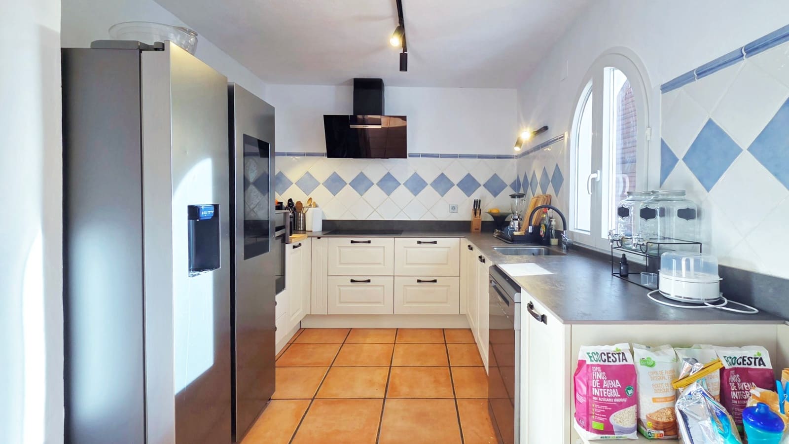 5 sypialnia Willa na sprzedaż w Altea z basenem garażem - 1 650 000 € (Ref: 9862287)