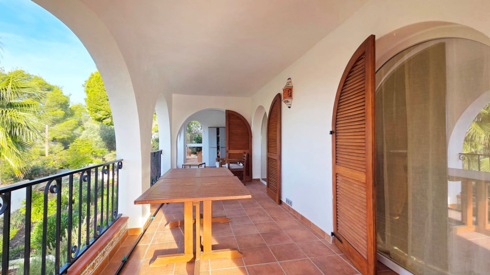 5 sypialnia Willa na sprzedaż w Altea z basenem garażem - 1 650 000 € (Ref: 9862287)