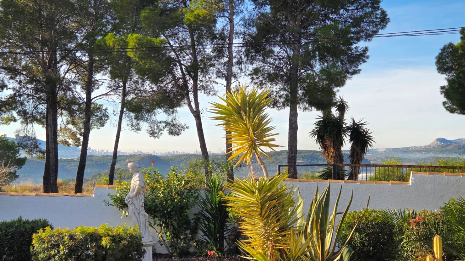 5 sypialnia Willa na sprzedaż w Altea z basenem garażem - 1 650 000 € (Ref: 9862287)
