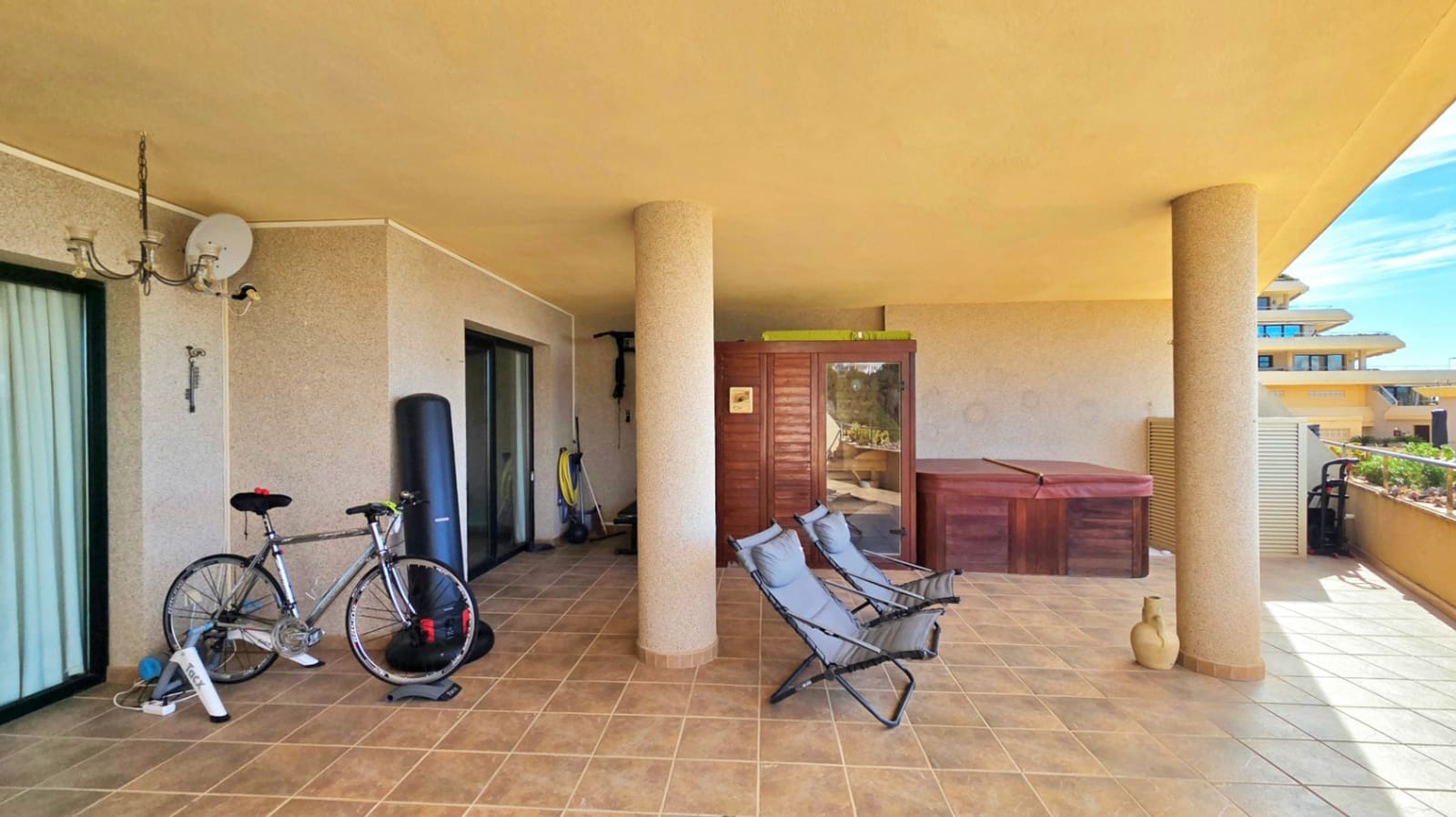 3 slaapkamer Appartement te koop in Altea met zwembad garage - € 675.000 (Ref: 9862288)