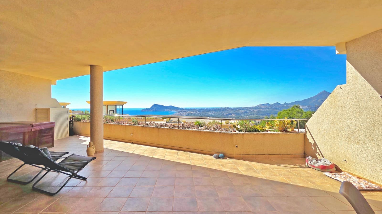 3 slaapkamer Appartement te koop in Altea met zwembad garage - € 675.000 (Ref: 9862288)