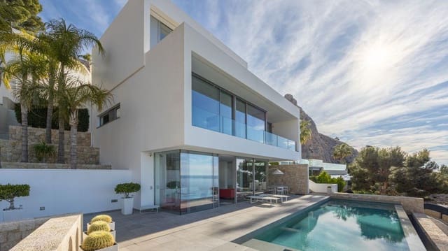 3 soverom Villa til salgs i Altea med svømmebasseng garasje - € 2 695 000 (Ref: 9862344)