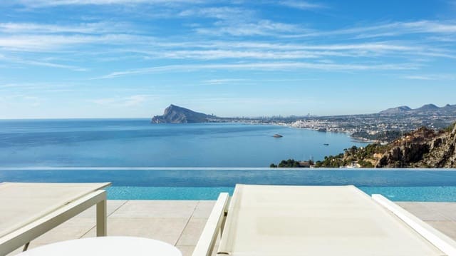 3 soverom Villa til salgs i Altea med svømmebasseng garasje - € 2 695 000 (Ref: 9862344)