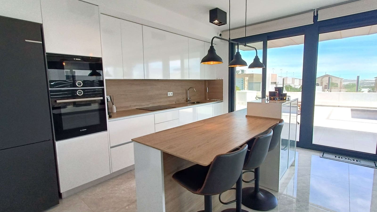 3 bedroom Villa for sale in Algorfa with pool garage - € 578,999 (Ref: 9870224)