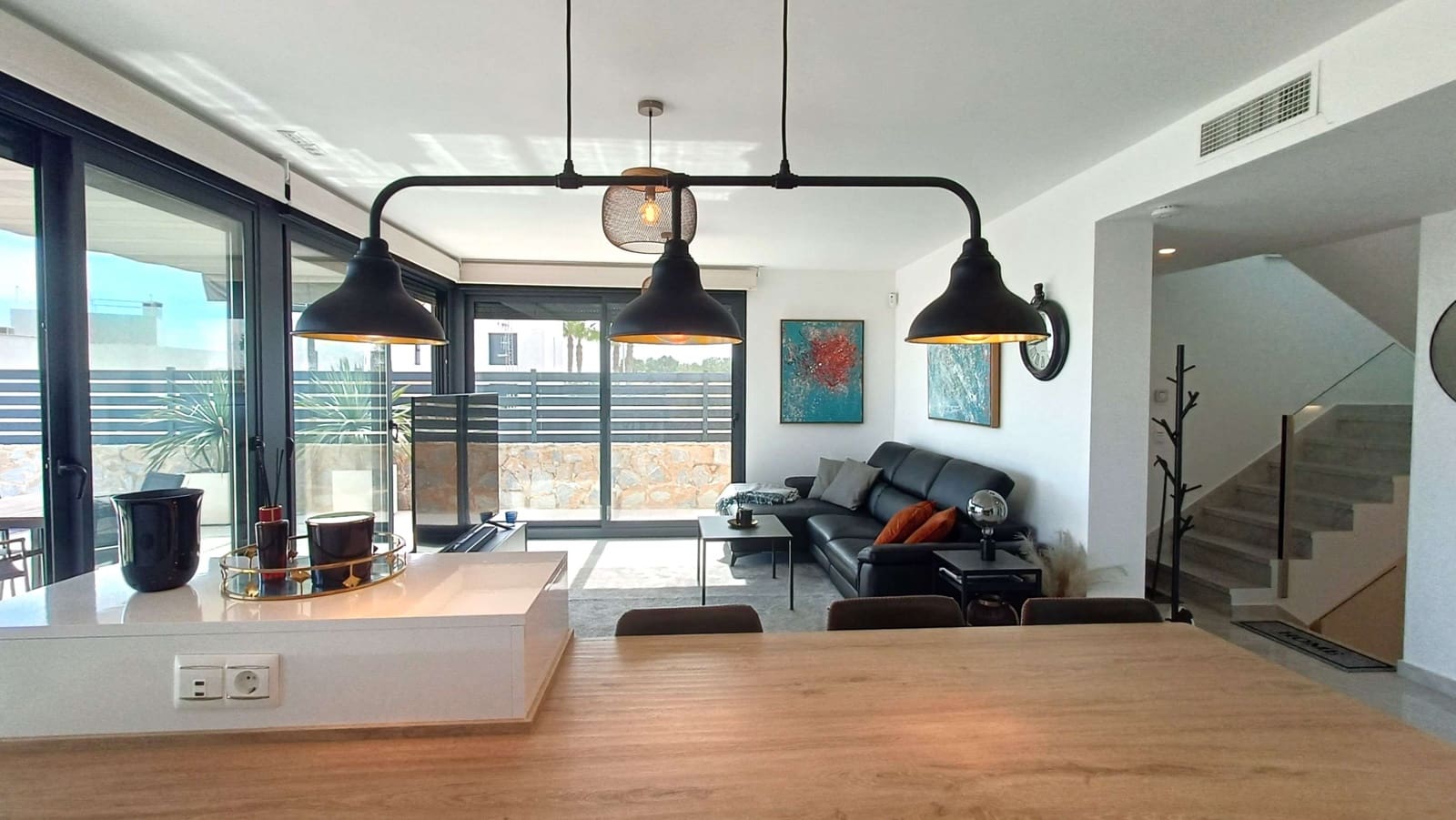3 bedroom Villa for sale in Algorfa with pool garage - € 578,999 (Ref: 9870224)