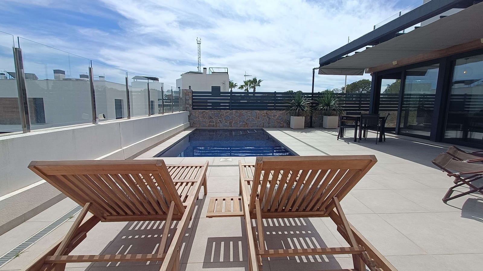 3 bedroom Villa for sale in Algorfa with pool garage - € 578,999 (Ref: 9870224)