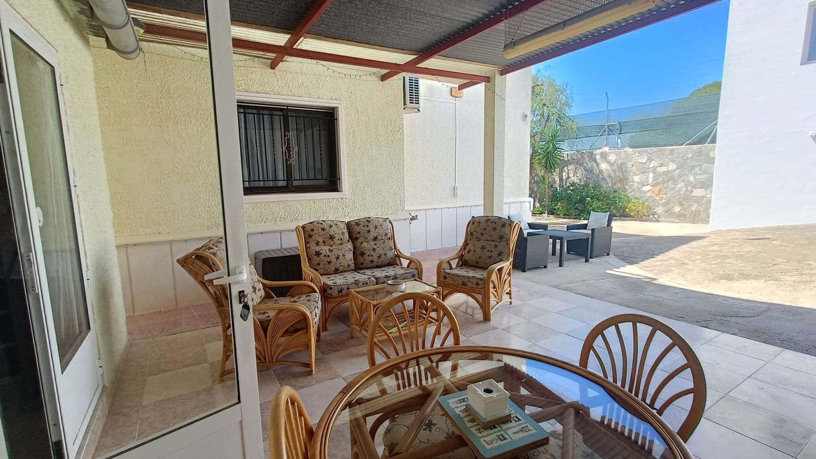 Chalet de 6 habitaciones en Crevillente / Crevillent en venta con piscina garaje - 467.999 € (Ref: 9870227)