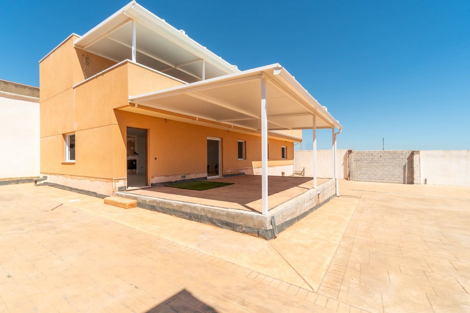 Finca/Casa Rural de 3 habitaciones en San Miguel de Salinas en venta con garaje - 349.000 € (Ref: 9873508)