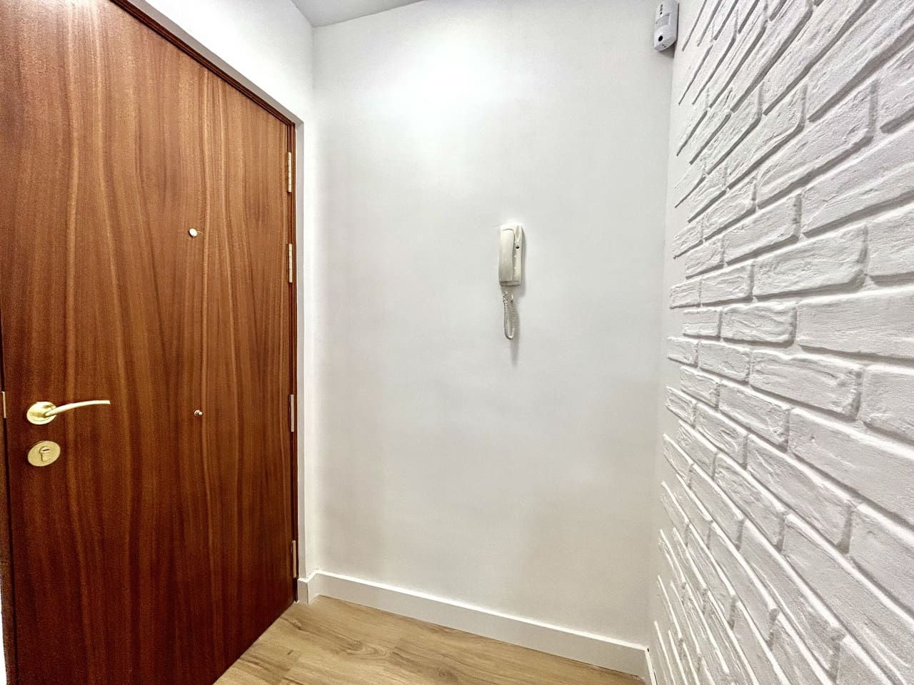 3 bedroom Apartment for sale in Torrevieja - € 119,000 (Ref: 9878848)