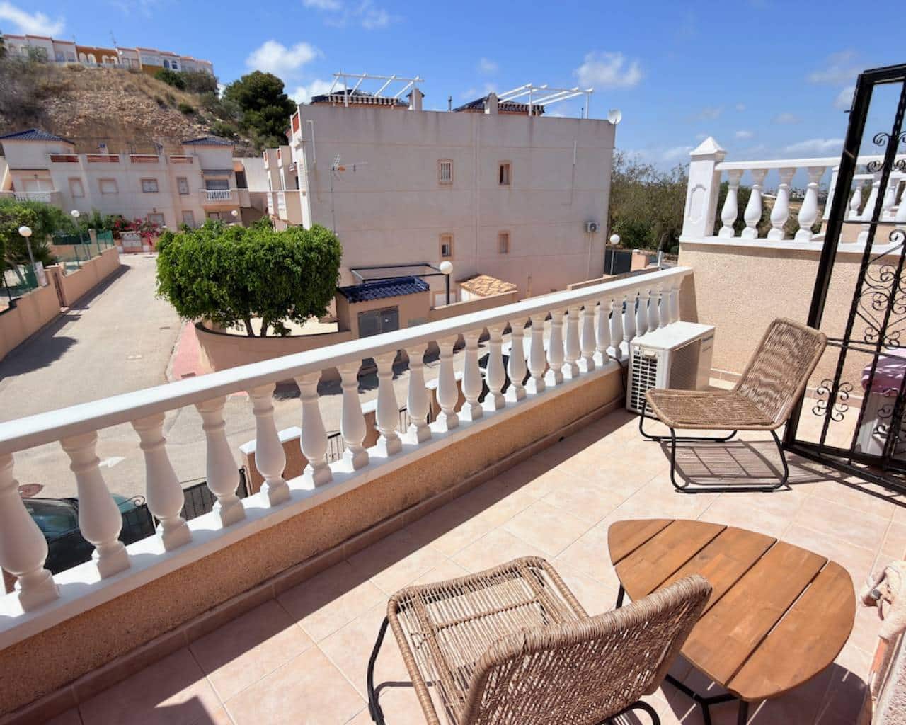 2 soverom Villa til salgs i Ciudad Quesada med svømmebasseng garasje - € 169 995 (Ref: 9888303)