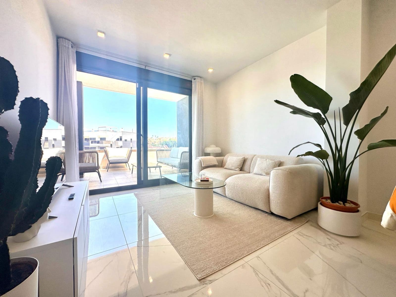 2 Zimmer Apartment zu verkaufen in Orihuela Costa mit Pool Garage - 249.000 € (Ref: 9888972)