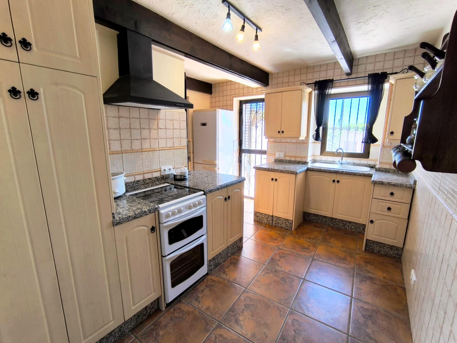 4 Zimmer Finca/Landgut zu verkaufen in Albatera - 299.950 € (Ref: 9890029)