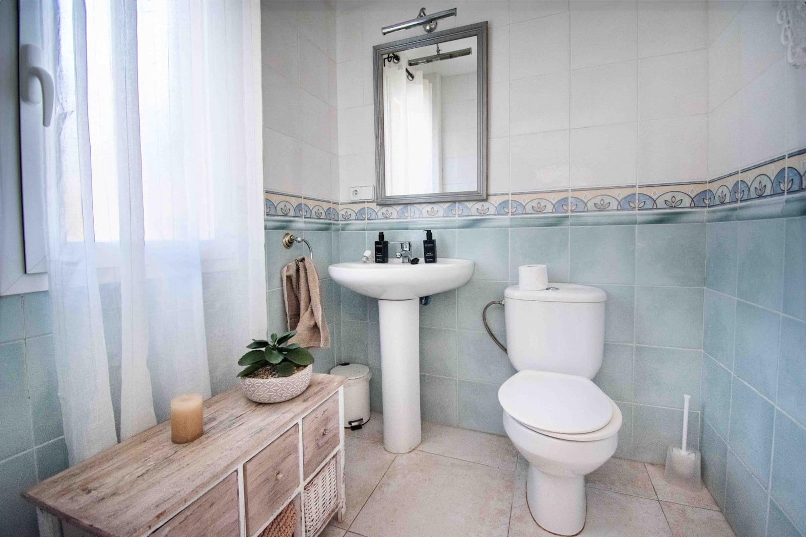 4 Zimmer Doppelhaus zu verkaufen in Alfaz del Pi / L'Alfas del Pi mit Pool Garage - 599.000 € (Ref: 9896595)