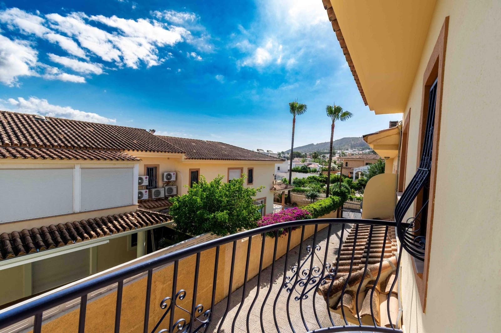 4 Zimmer Doppelhaus zu verkaufen in Alfaz del Pi / L'Alfas del Pi mit Pool Garage - 599.000 € (Ref: 9896595)