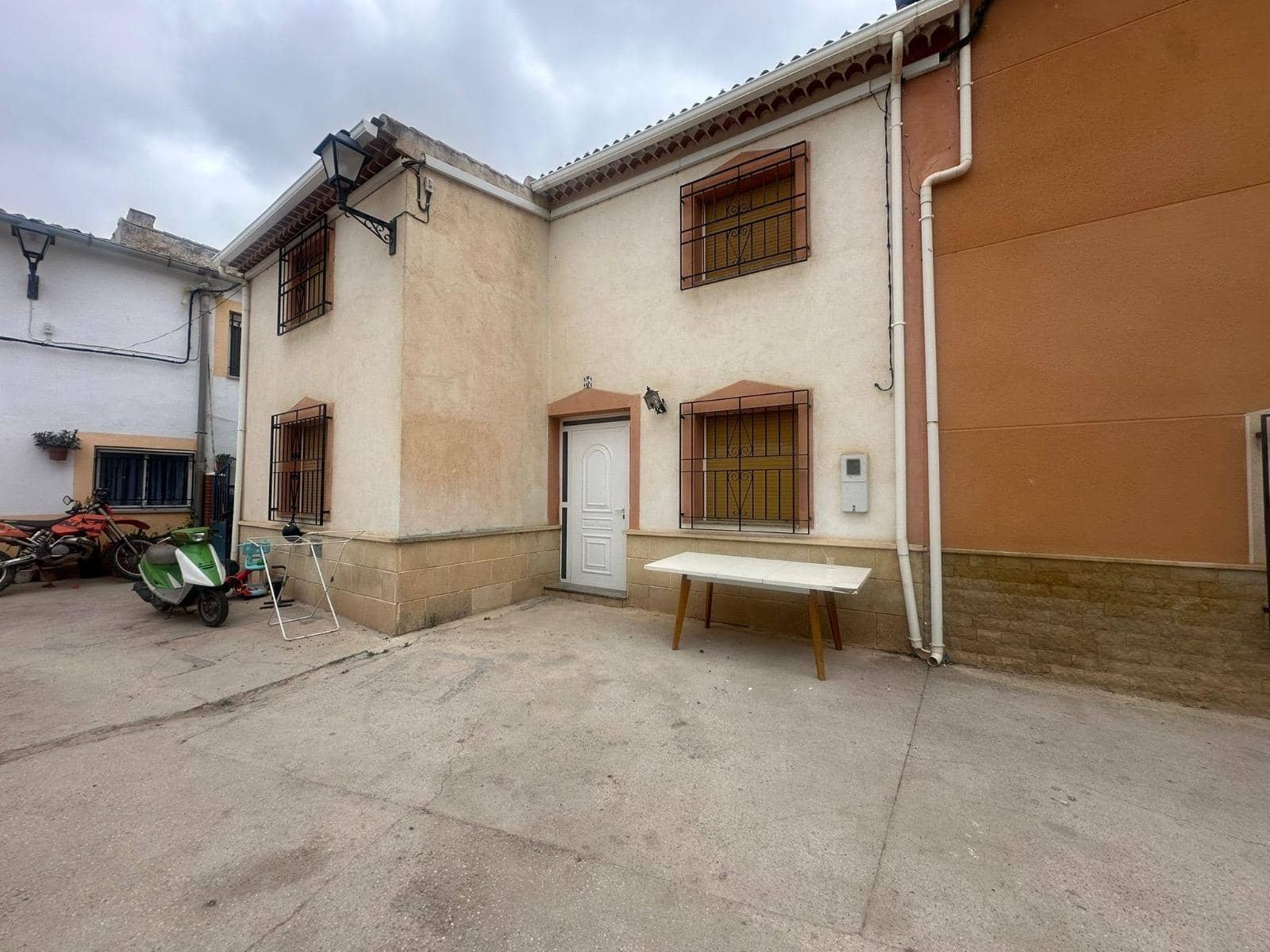 4 chambre Maison de Ville à vendre à Caravaca de la Cruz - 79 000 € (Ref: 9913422)