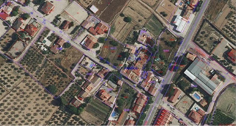 Kommersiell til salgs i Caravaca de la Cruz med garasje - € 35 000 (Ref: 9913424)