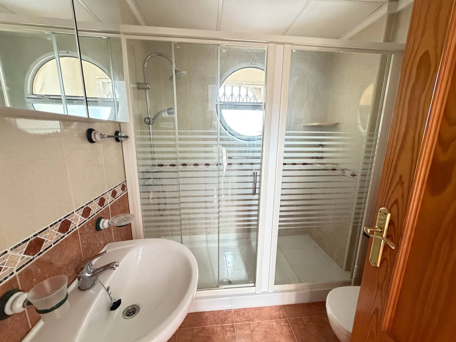 2 bedroom Townhouse for sale in Torremendo with pool garage - € 119,990 (Ref: 9922598)
