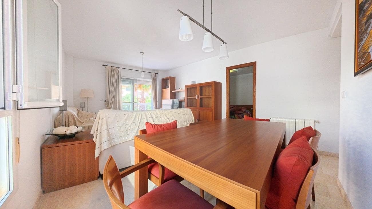 Apartamento de 3 habitaciones en Alfaz del Pi / L'Alfàs del Pi en venta con piscina garaje - 390.000 € (Ref: 9927397)