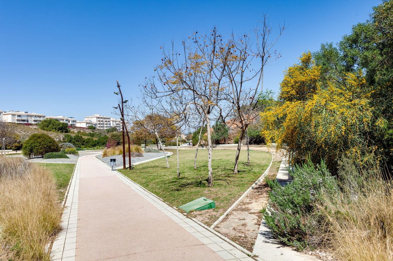 2 soverom Leilighet til salgs i Torrevieja med svømmebasseng garasje - € 172 996 (Ref: 9927723)