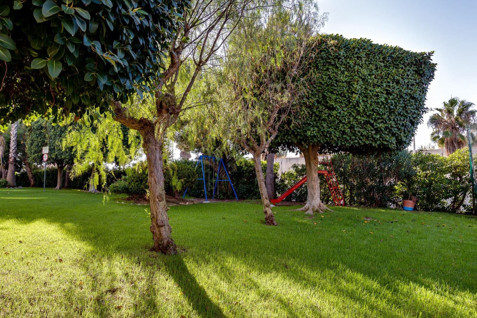 2 soverom Leilighet til salgs i Torrevieja med svømmebasseng garasje - € 172 996 (Ref: 9927723)