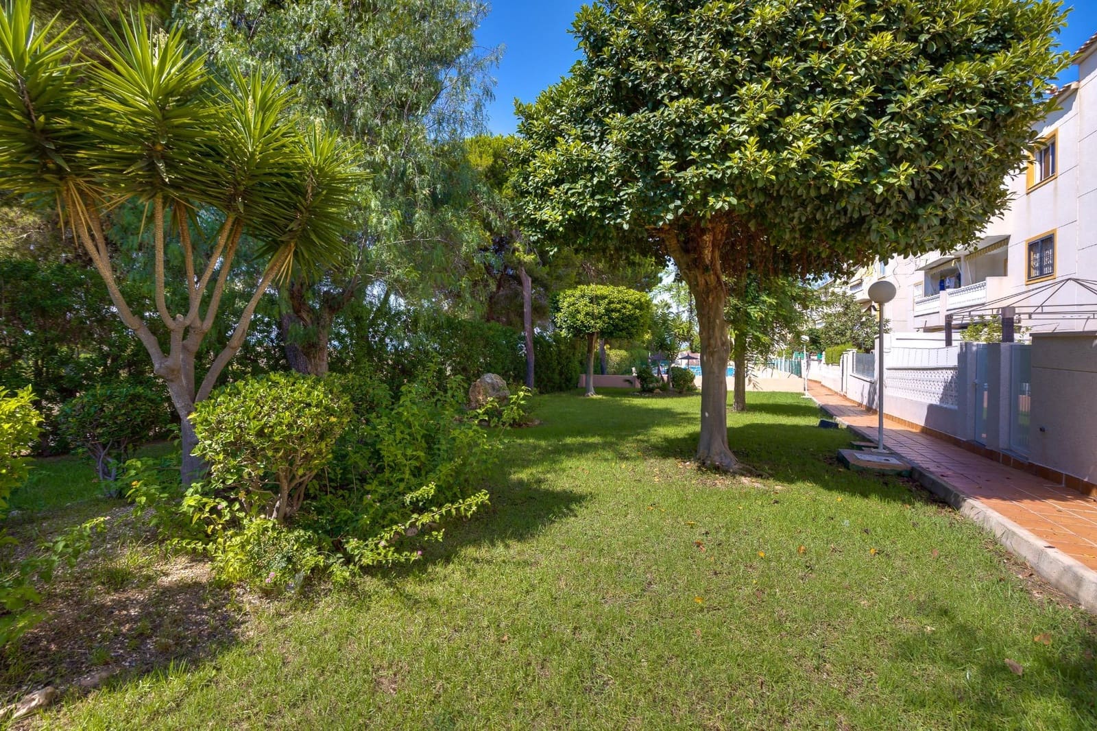 2 soverom Leilighet til salgs i Torrevieja med svømmebasseng garasje - € 172 996 (Ref: 9927723)