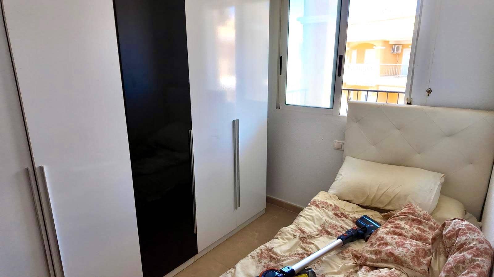 2 sovrum Takvåning till salu i Torrevieja med pool - 199 000 € (Ref: 9931317)
