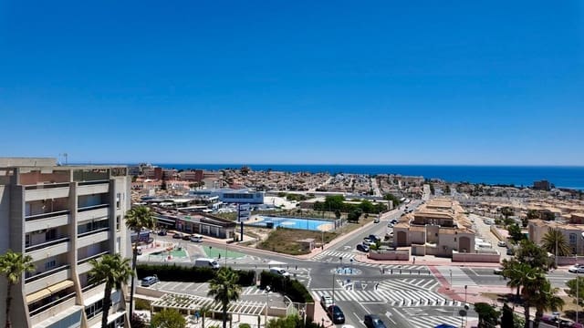 2 sovrum Takvåning till salu i Aguas Nuevas, Torrevieja med pool - 199 000 € (Ref: 9931317)